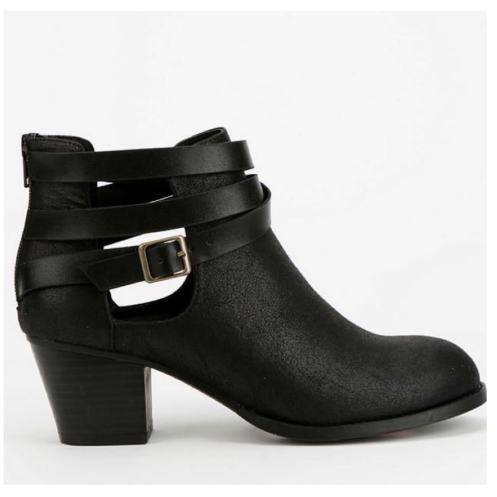 UO Cut Out Ankle Boot w/ Buckle Strap